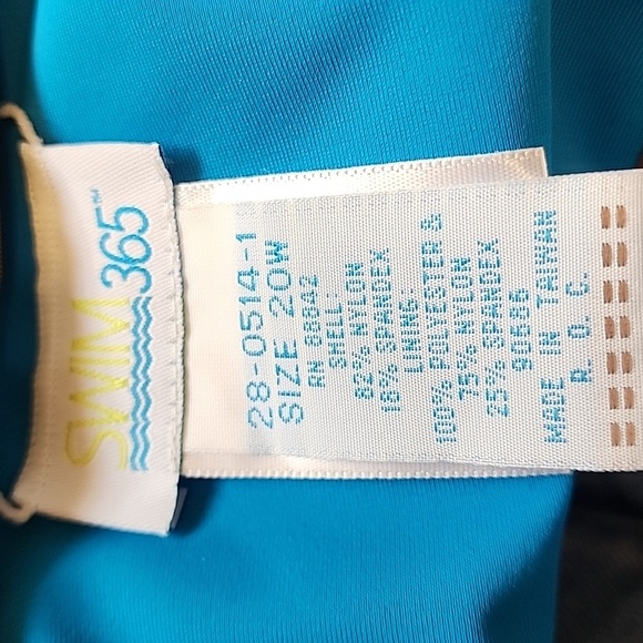 Swim365 brand women's swimsuit size 20W - Picture 7 of 12